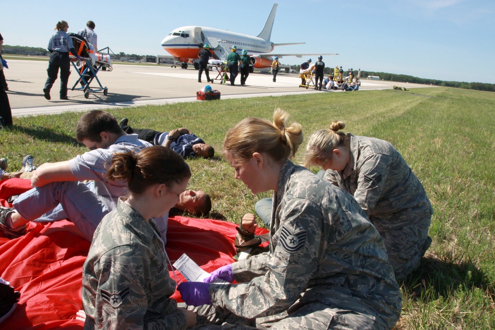 177th Airmen participate in major accident response exercise