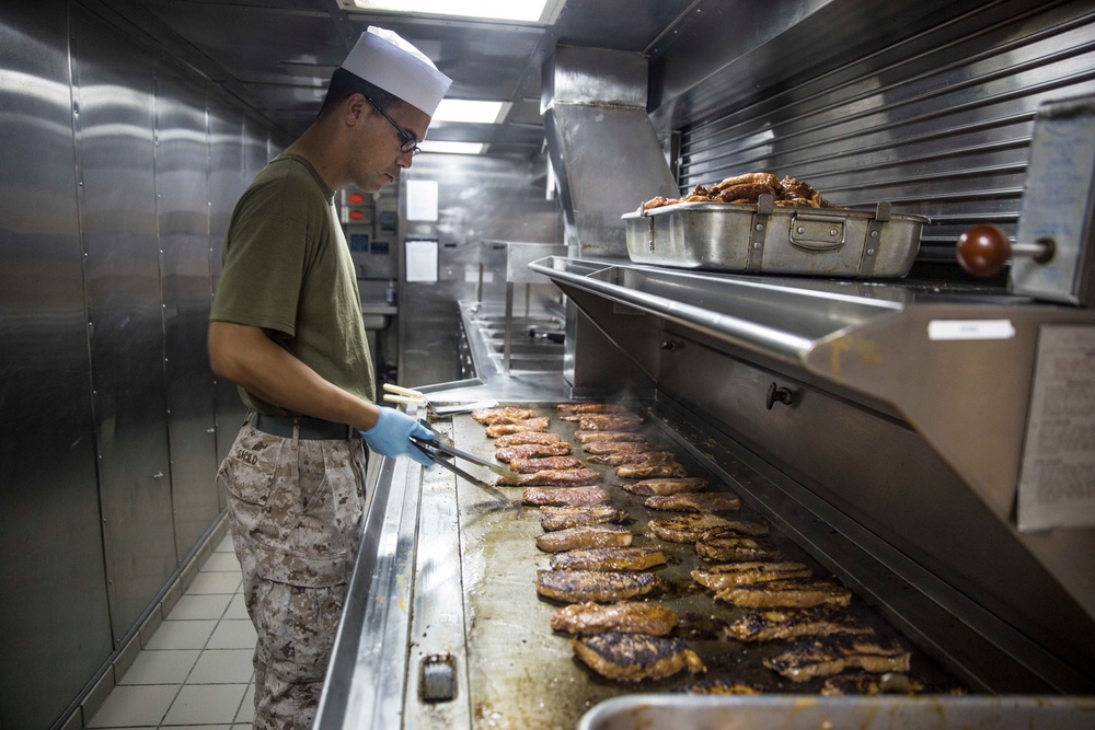 Bon Appetit: Marines turn up heat