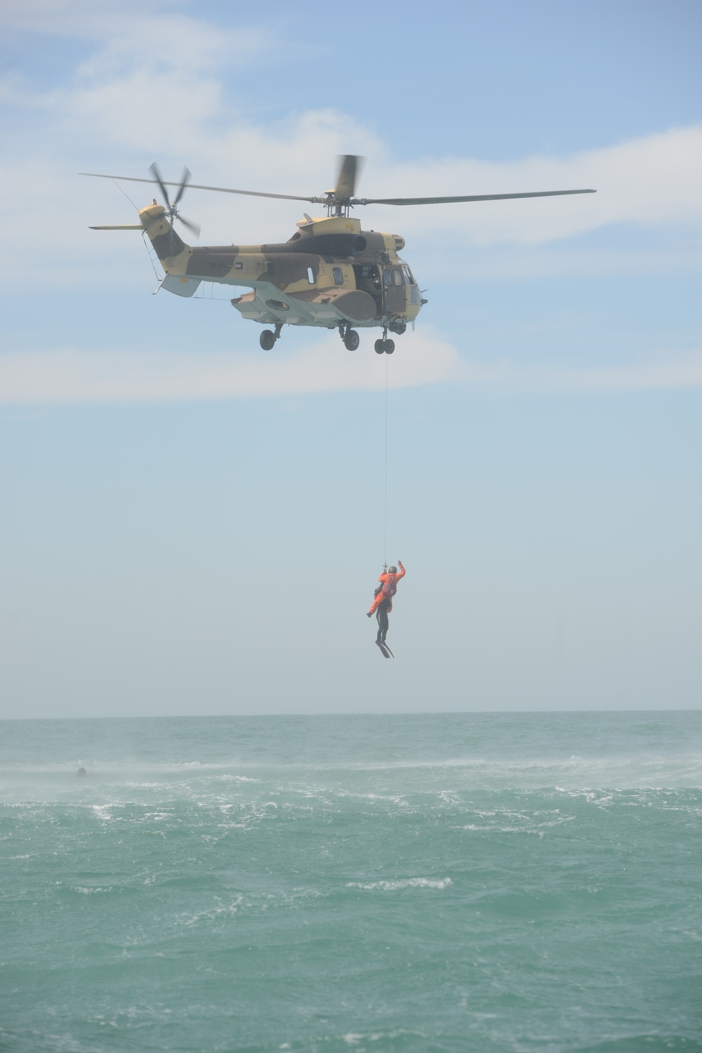 International forces simulate combat search and rescue during Eagle Resolve 2015