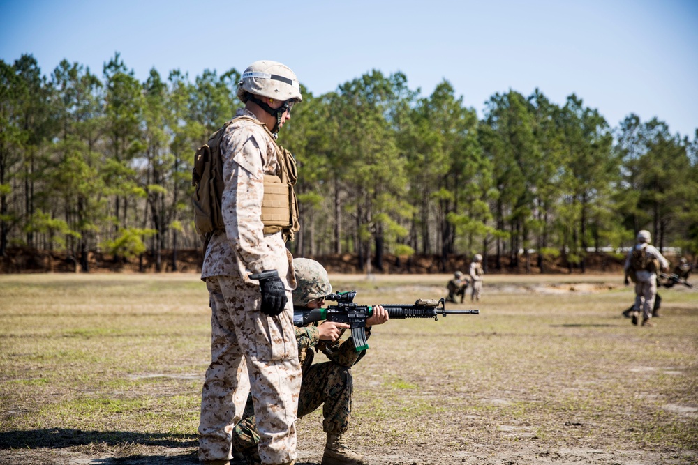 Shoot, move, communicate: MCT Marines participate in fire, movement range