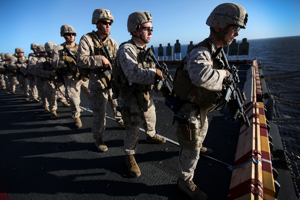15th MEU Marines maintain combat readiness