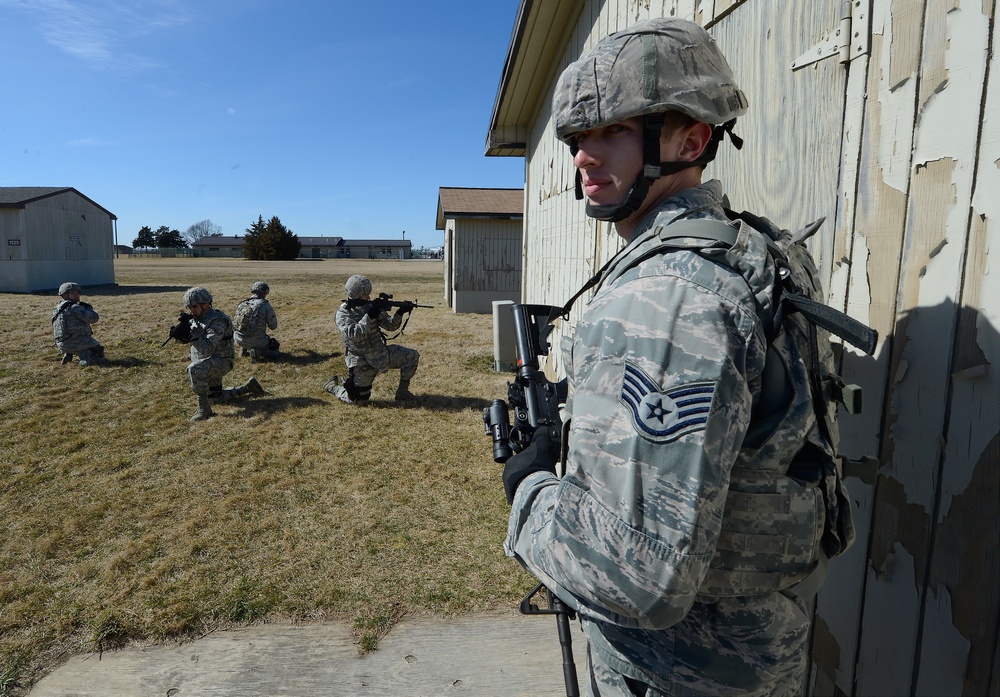 Dover MSG Honorary Commanders' tour 2015