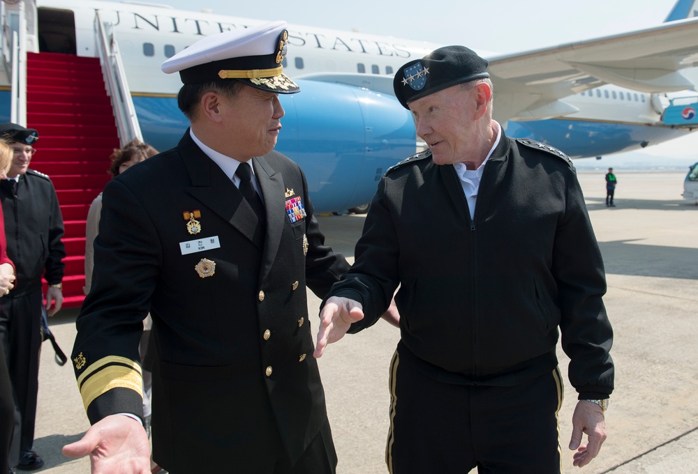 In Seoul, Dempsey reinforces US-ROK alliance