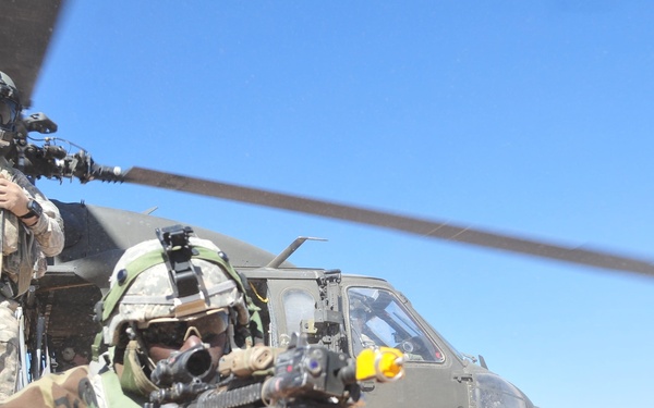 CAB, 1-36 IN conduct large-scale air assault training