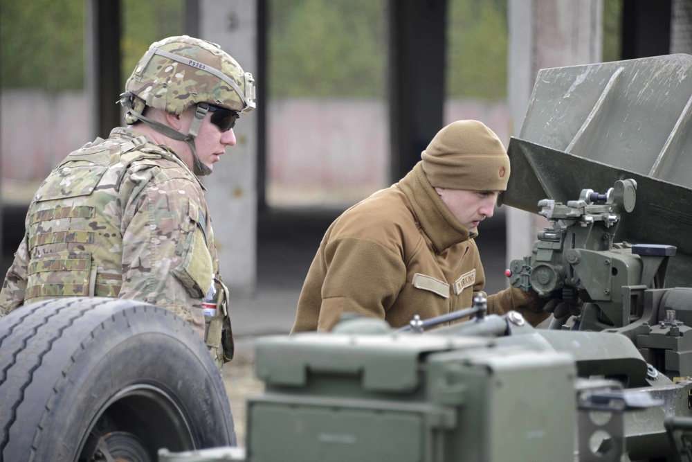 Michigan National Guard and Latvian Land Forces sharpen artillery skills, prepare for live fire exercise