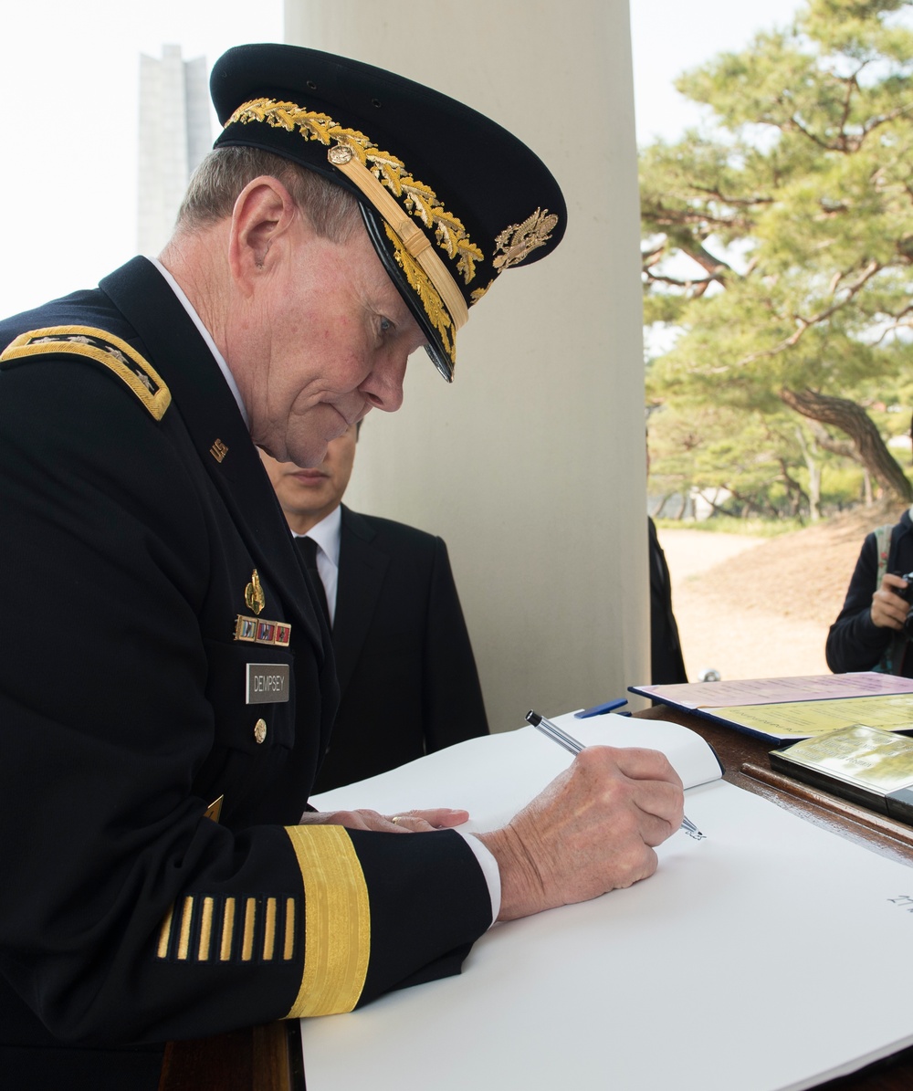 In Seoul, Dempsey reinforces US-ROK Alliance