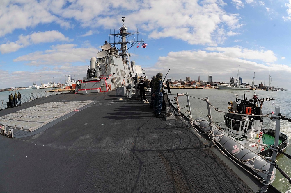 USS Winston S. Churchill action