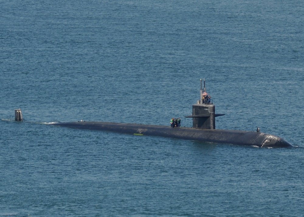 USS San Francisco (SSN 711) transits off the coast