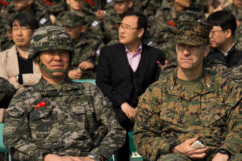 ROK and U.S. Marines complete combined amphibious landing