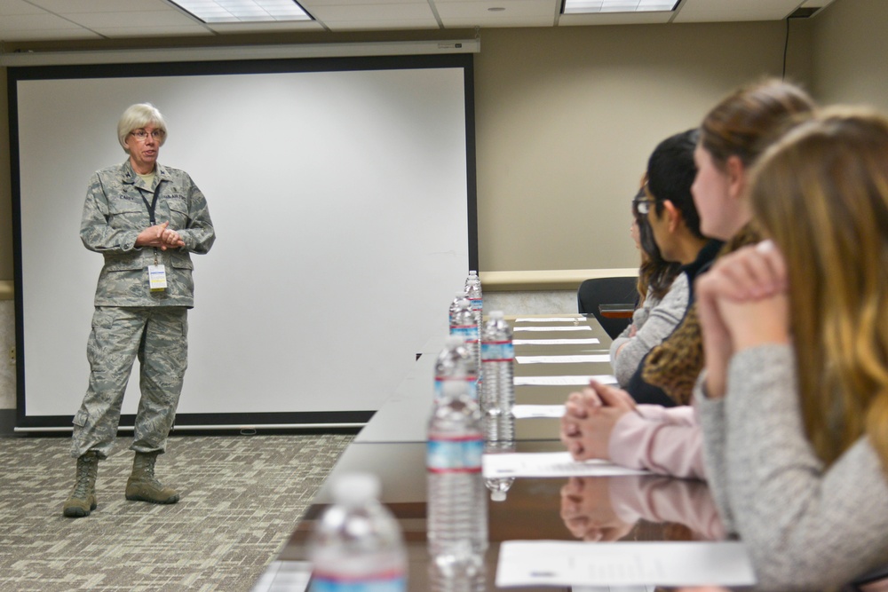 Spokane students learn about military medical field