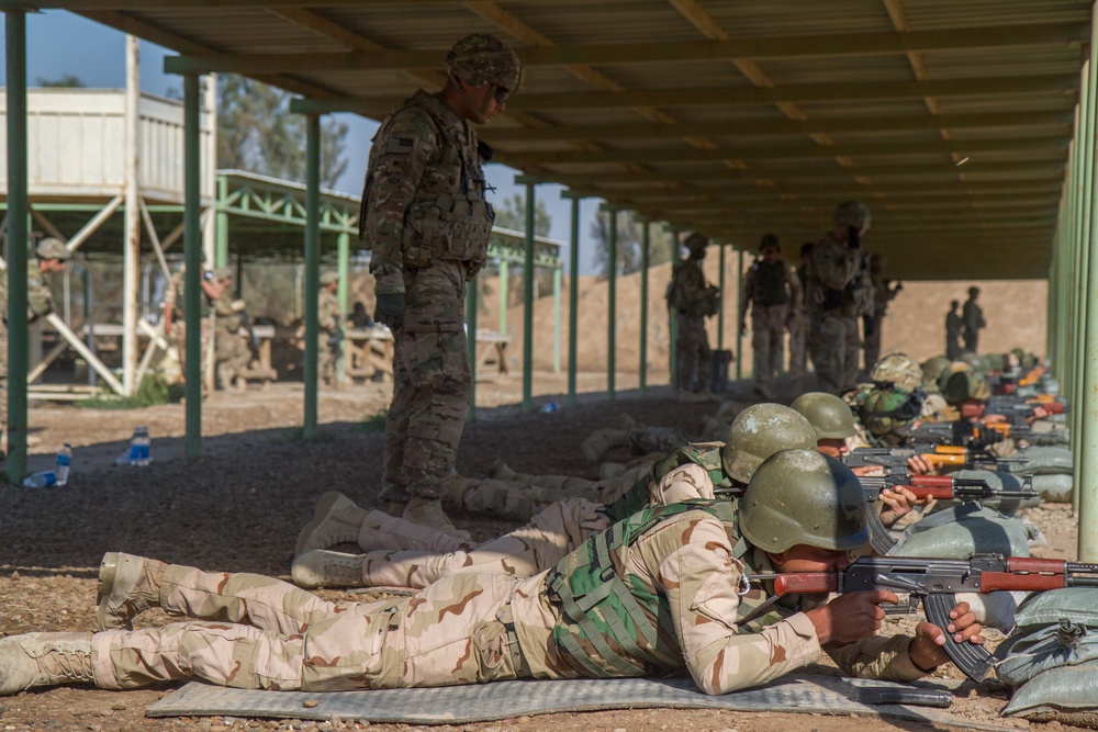 Iraqi soldiers fire at range