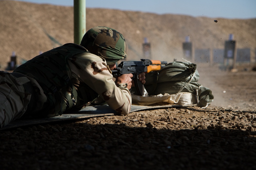 Iraqi soldier fires on target