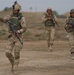 Iraqi team leader organizes soldiers