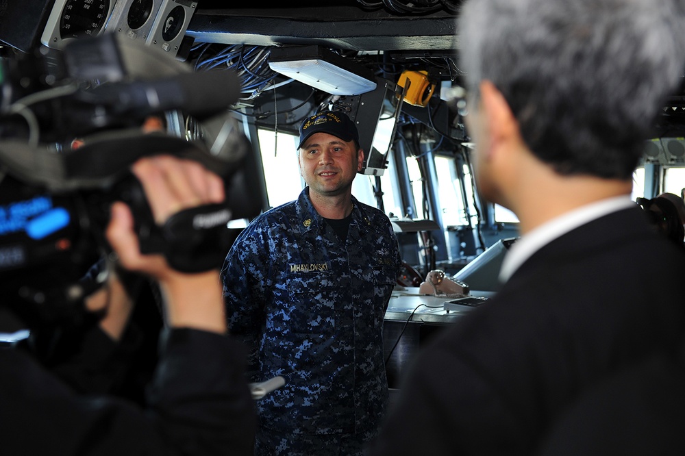 Press conference/media tour aboard USS Blue Ridge