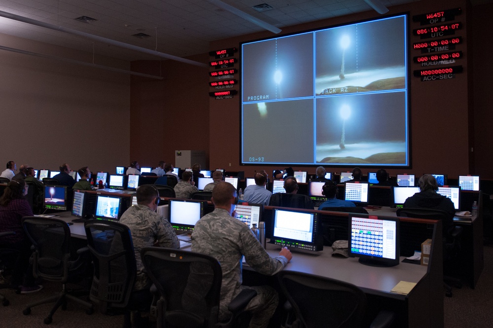 Global strike command tests ICBM, bomber capabilities