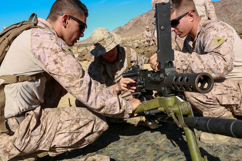 15th MEU Marines train in Sandbox