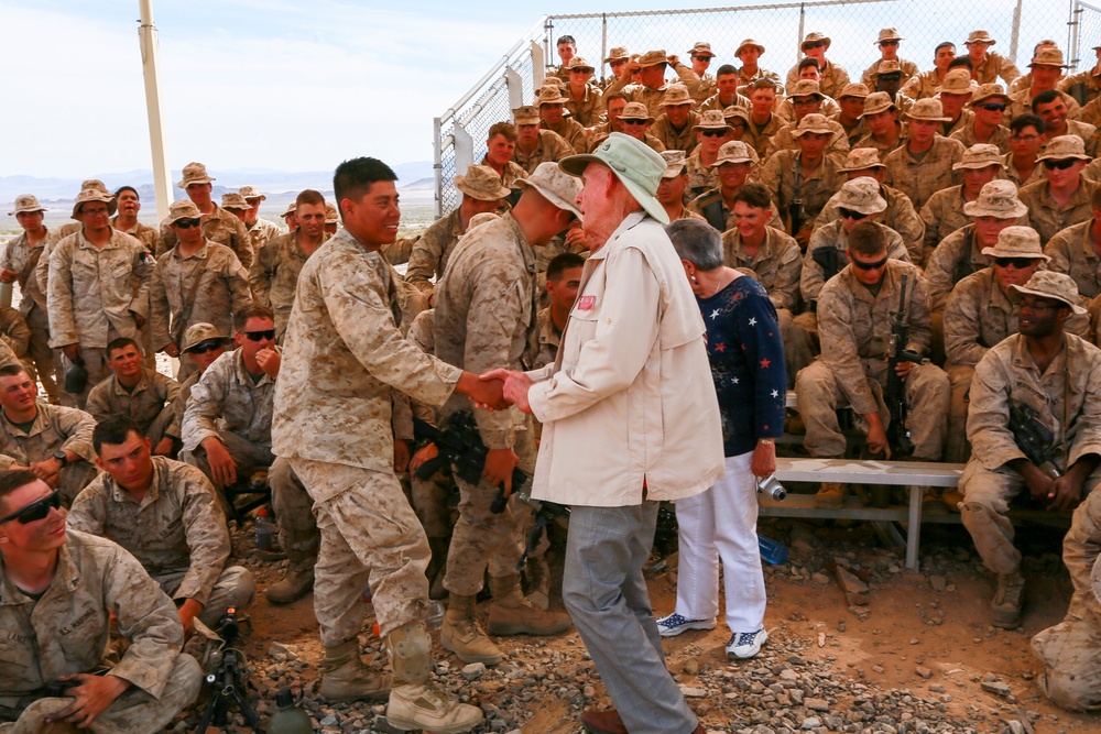 15th MEU Marines train in Sandbox