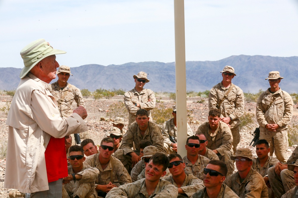 15th MEU Marines train in Sandbox