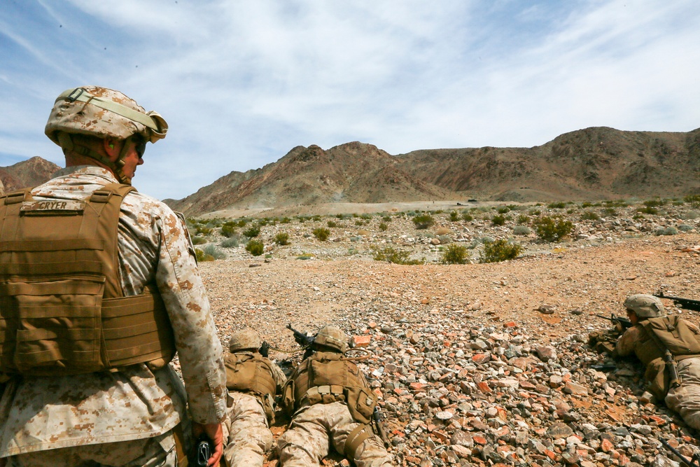 15th MEU Marines train in Sandbox