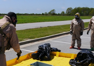 Civil Support Teams train during Marlinspike 2015