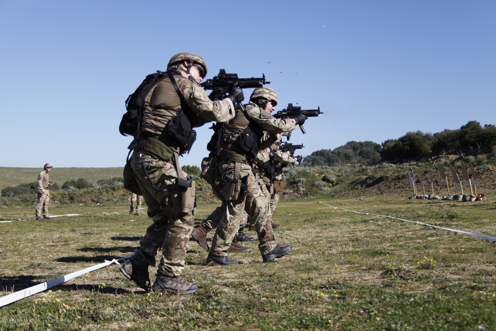 Security Force Marines conduct trilateral exercise during Lisa Azul