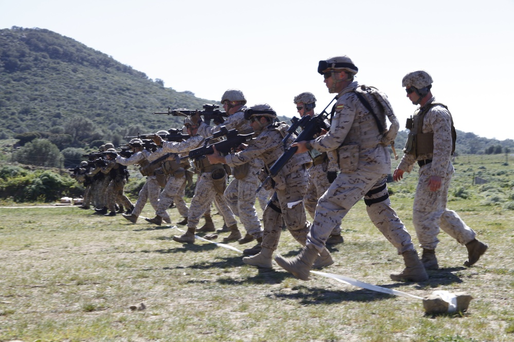 Security Force Marines conduct trilateral exercise during Lisa Azul