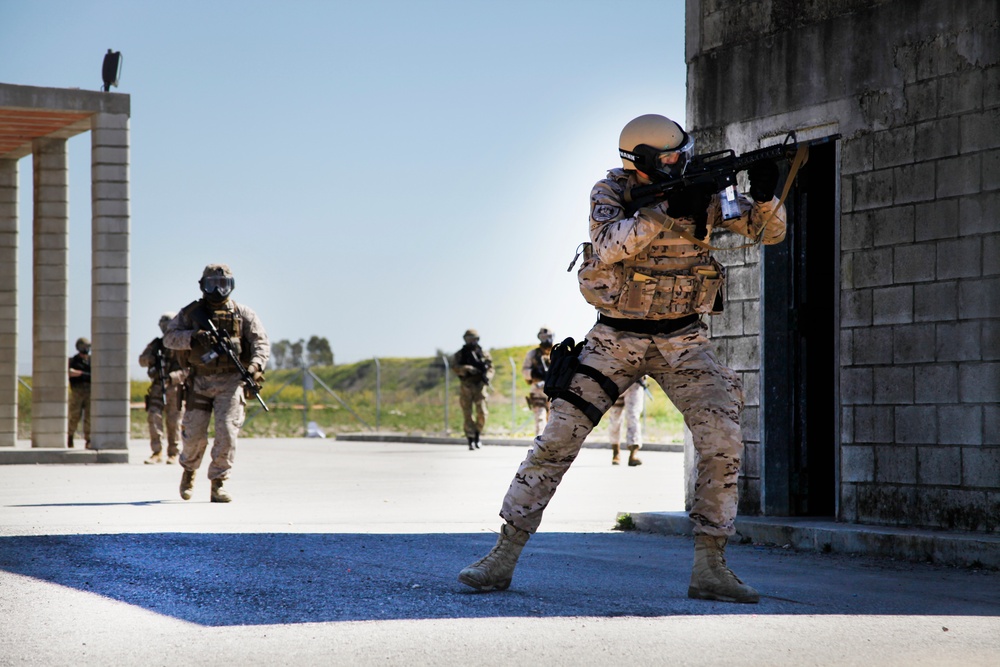 Security Force Marines conduct trilateral training during Lisa Azul