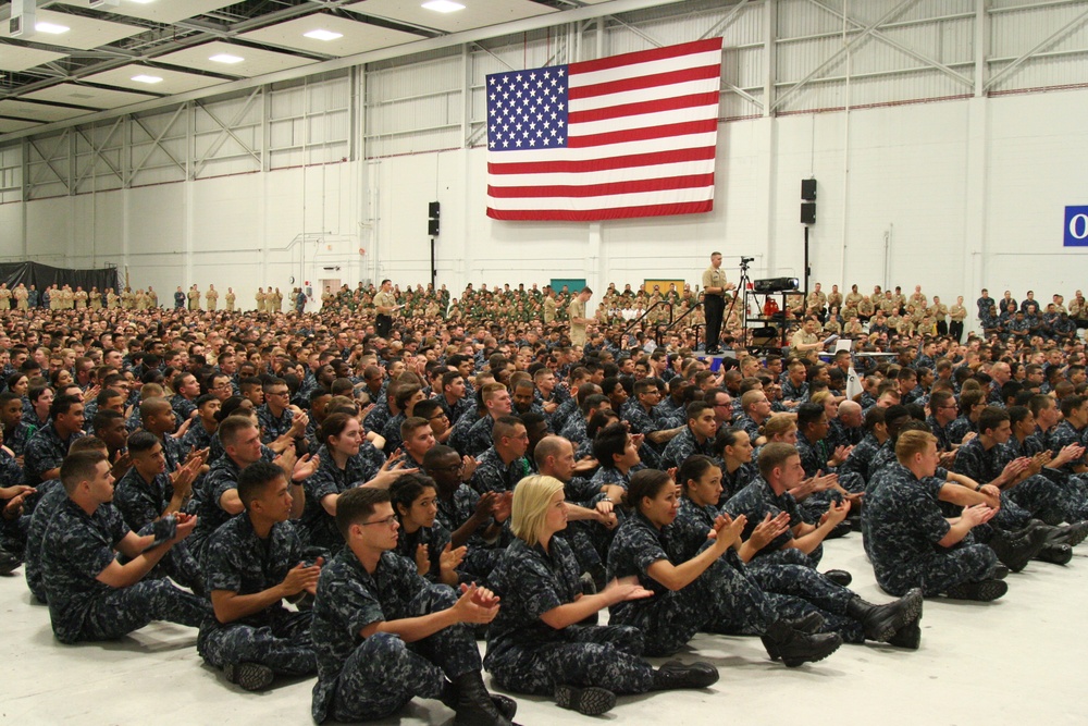 CNO Greenert in Pensacola