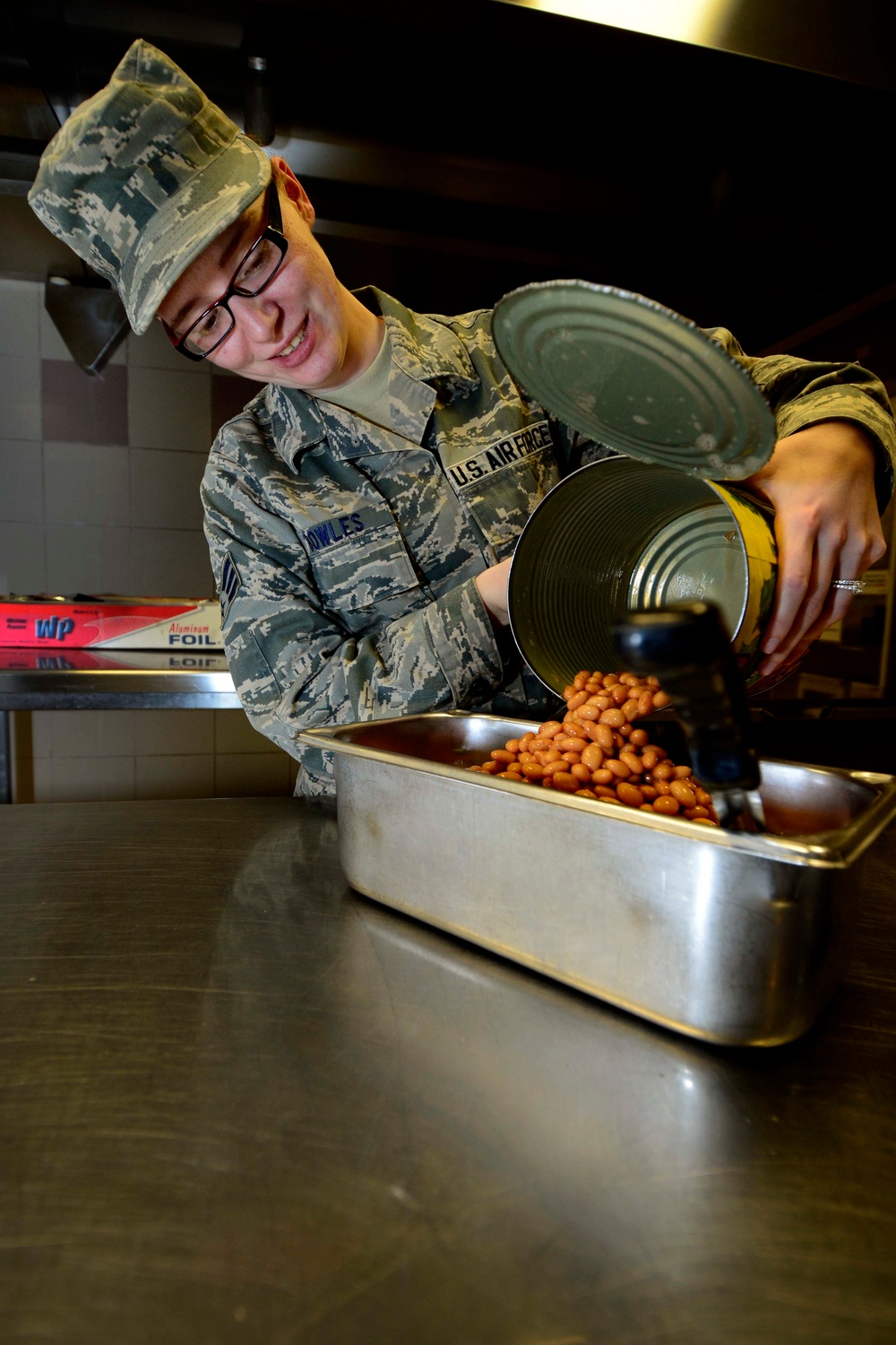 LDV serves hot meals to Airmen