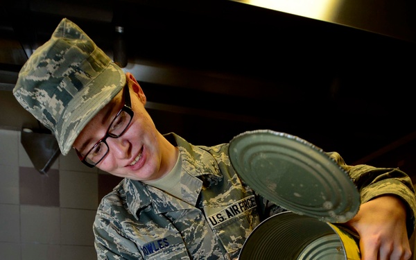 LDV serves hot meals to Airmen