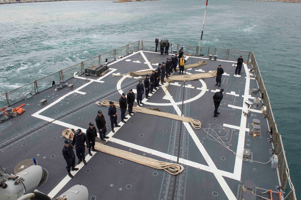 USS Farragut departs Palma de Mallorca