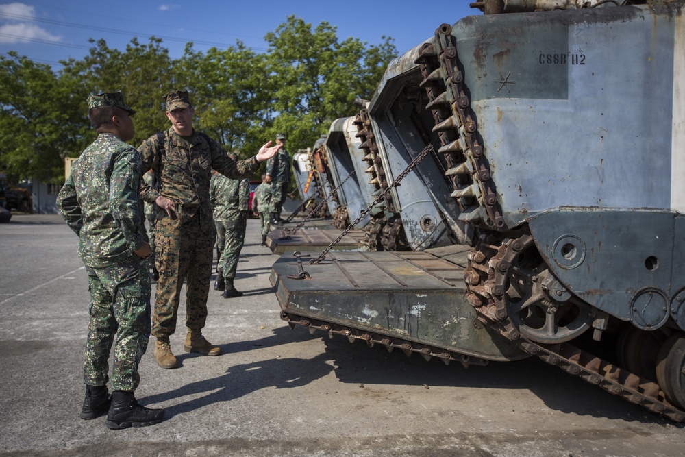 3rd AA Bn. Marines begin PMEP 15-1 in Philippines