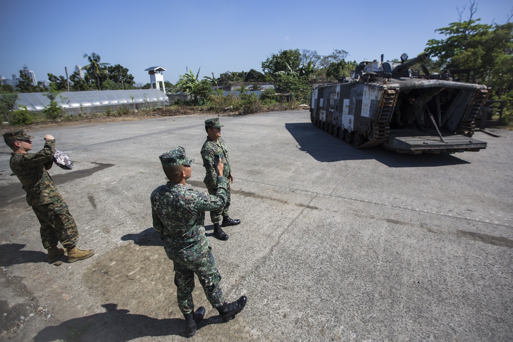 3rd AA Bn. Marines begin PMEP 15-1 in Philippines