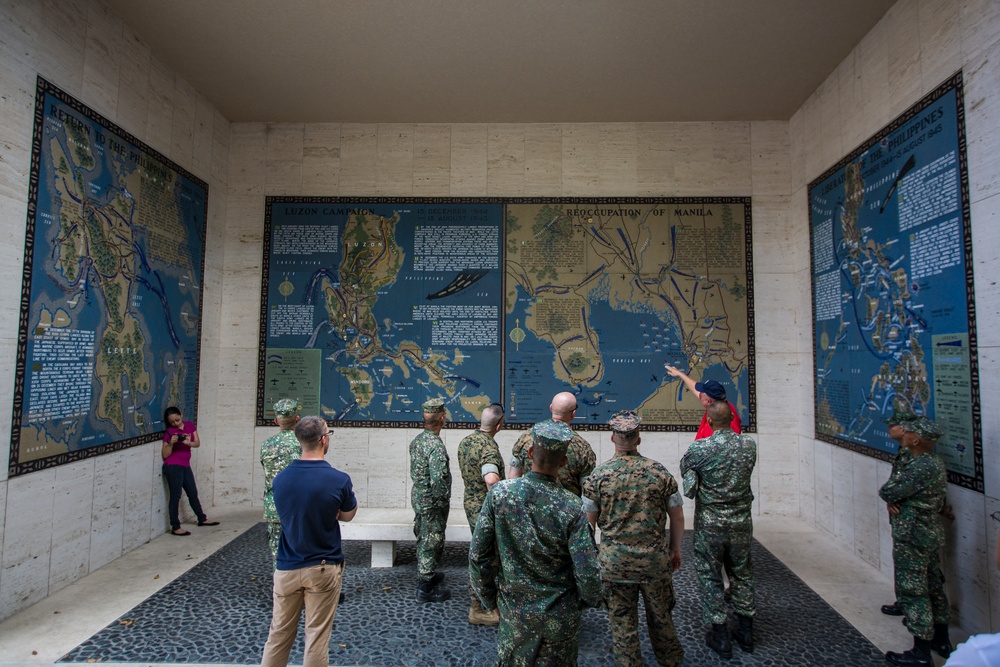 IMEF Marines tour Manila American Cemetary