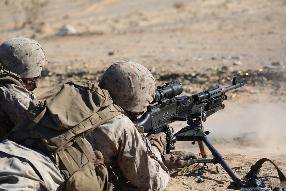 Integrated Task Force Machine Gunners conduct offensive operations during MCOTEA assessment