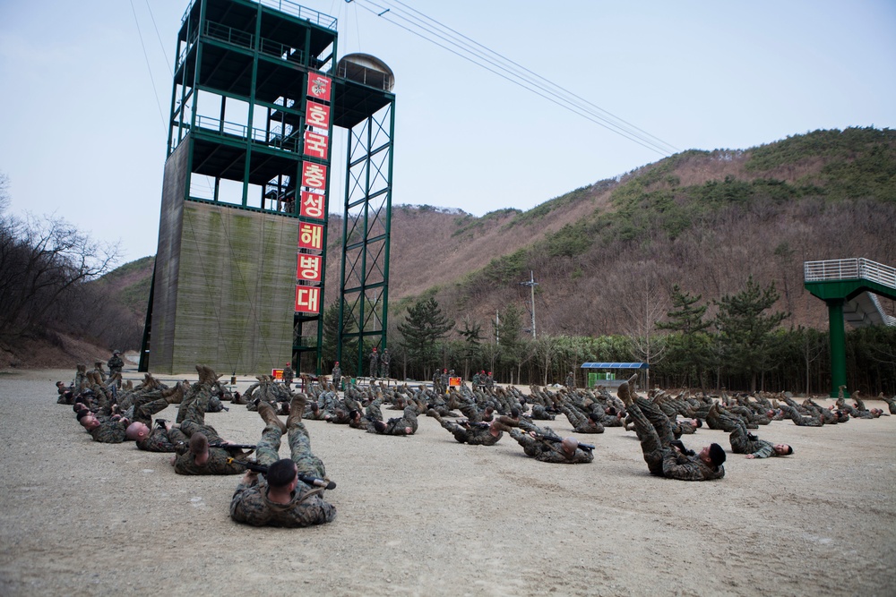 31st MEU trains with ROK Marines