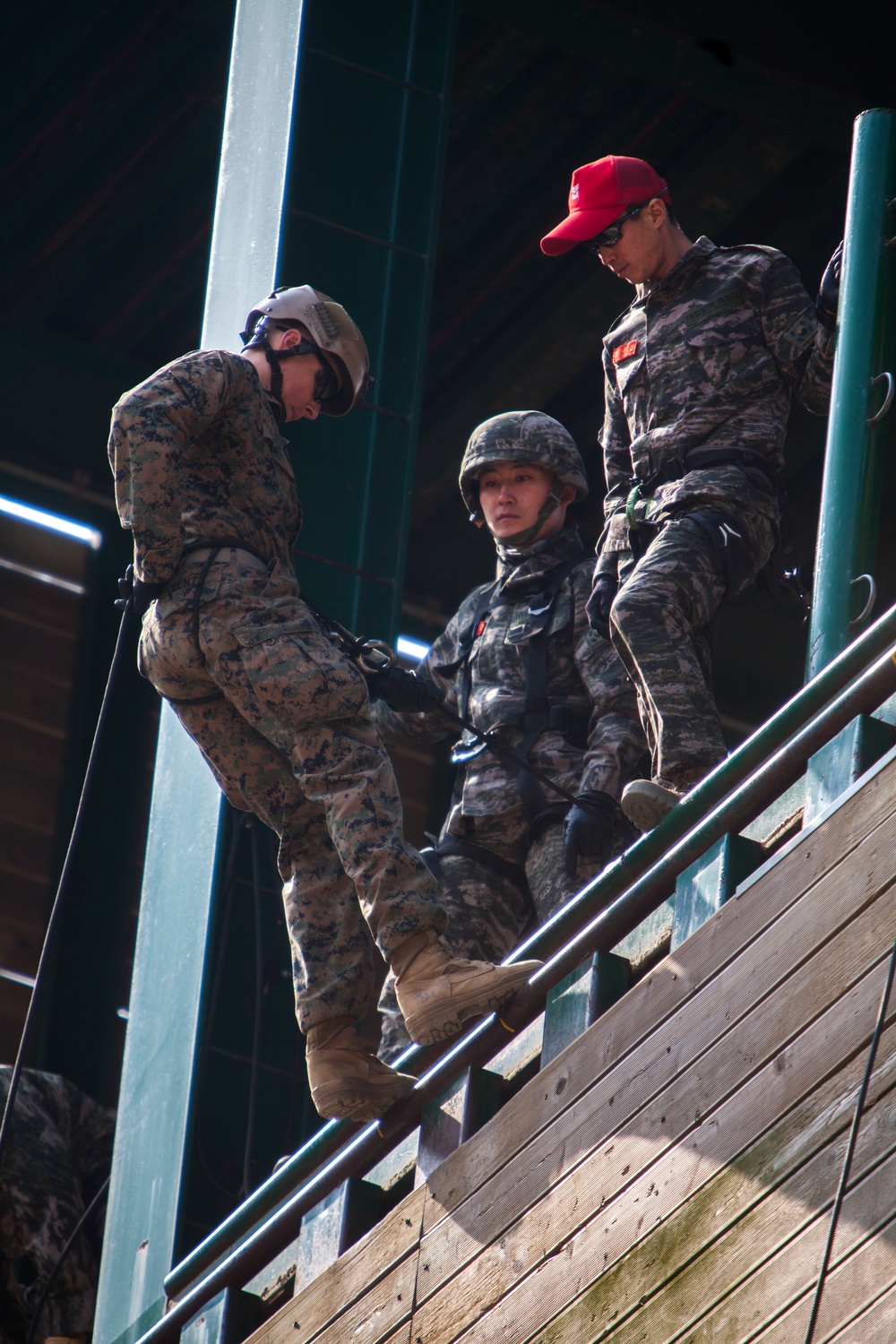 31st MEU trains with ROK Marines