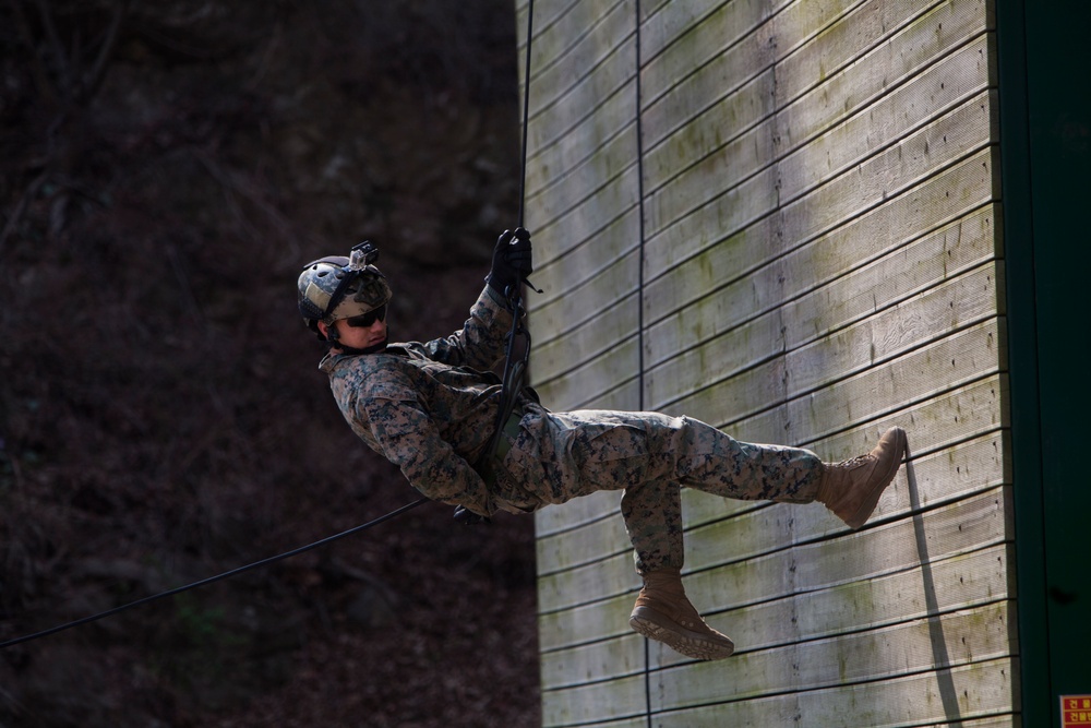 31st MEU trains with ROK Marines