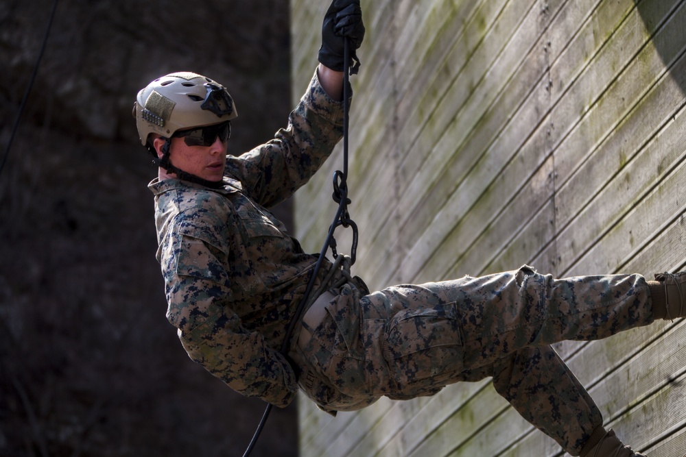 31st MEU trains with ROK Marines