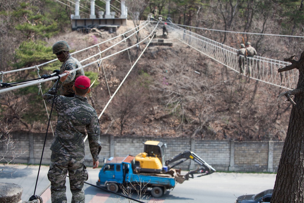 31st MEU trains with ROK Marines