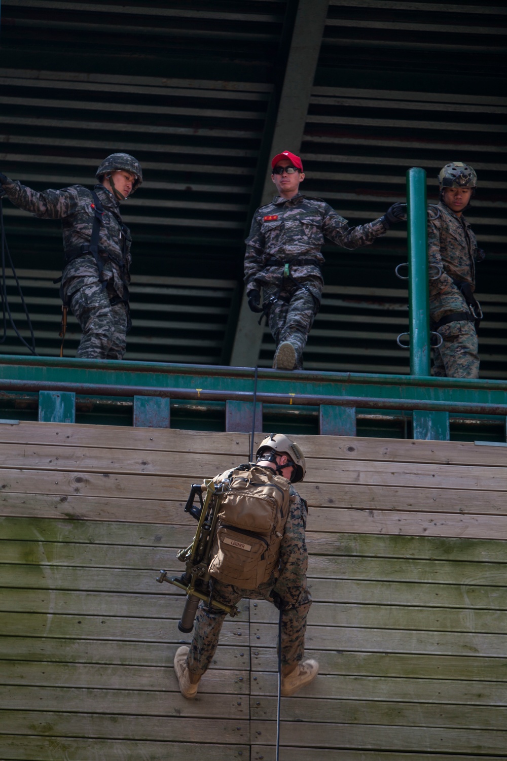 31st MEU trains with ROK Marines