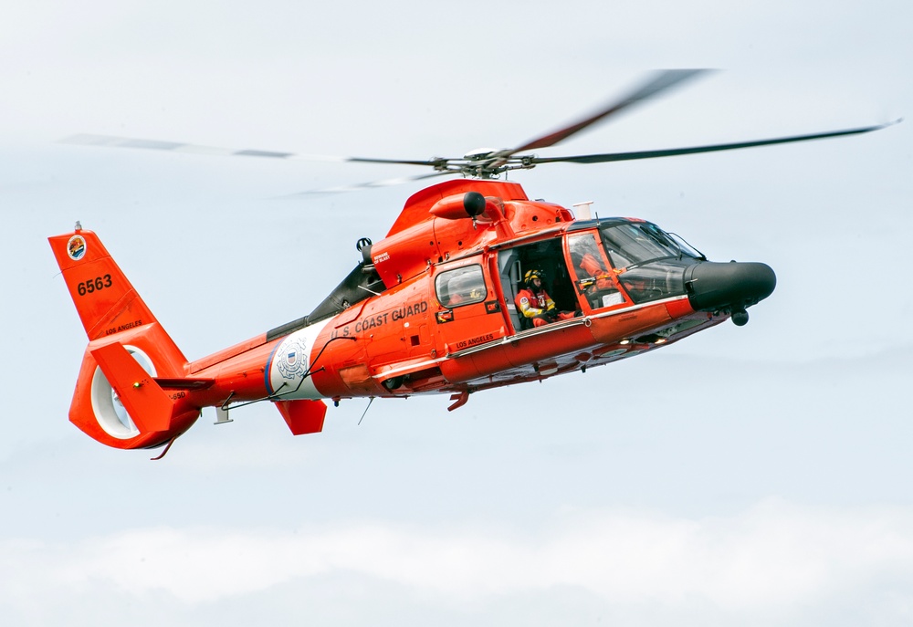 Medical students take to the water to learn about hypothermia