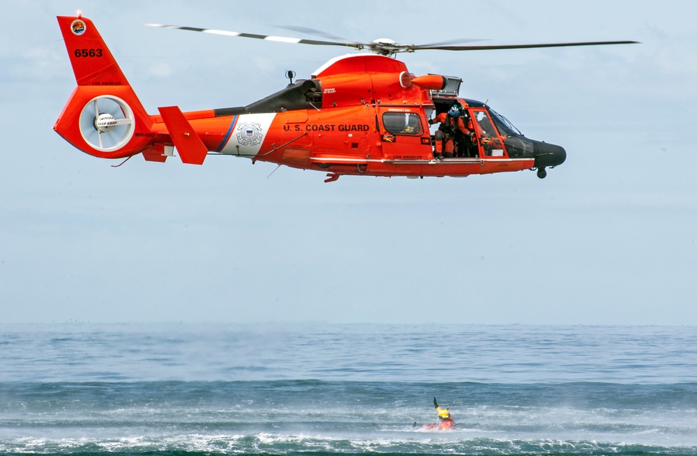 Medical students take to the water to learn about hypothermia