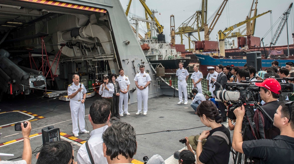 Naval Engagement Activity Vietnam welcoming ceremony