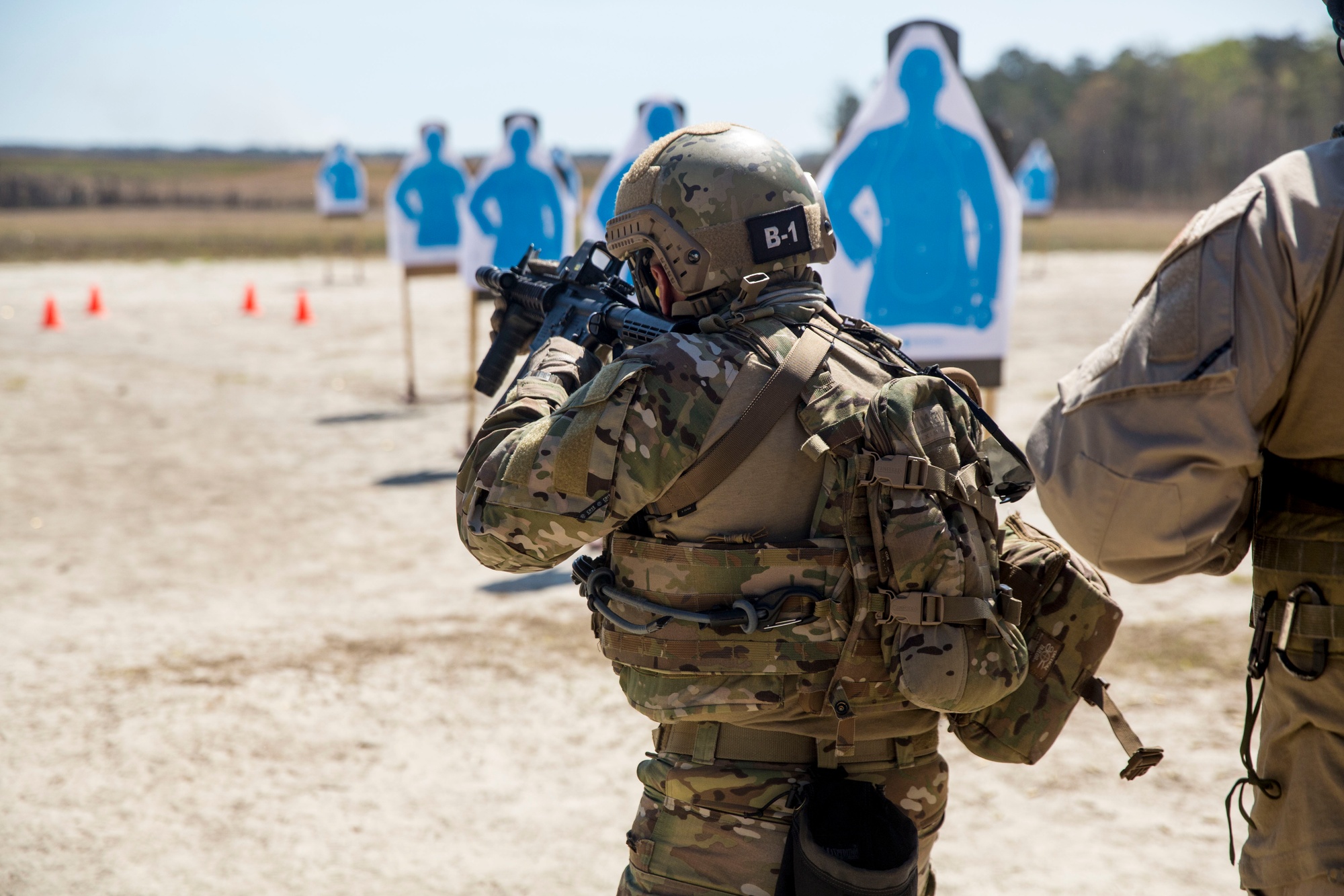 DVIDS - Images - Locked, Loaded: US Coast Guardsmen participate in