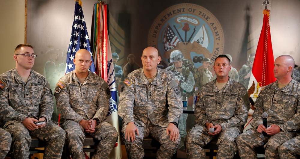 Fort Hood hosts Odierno for fourth virtual town hall