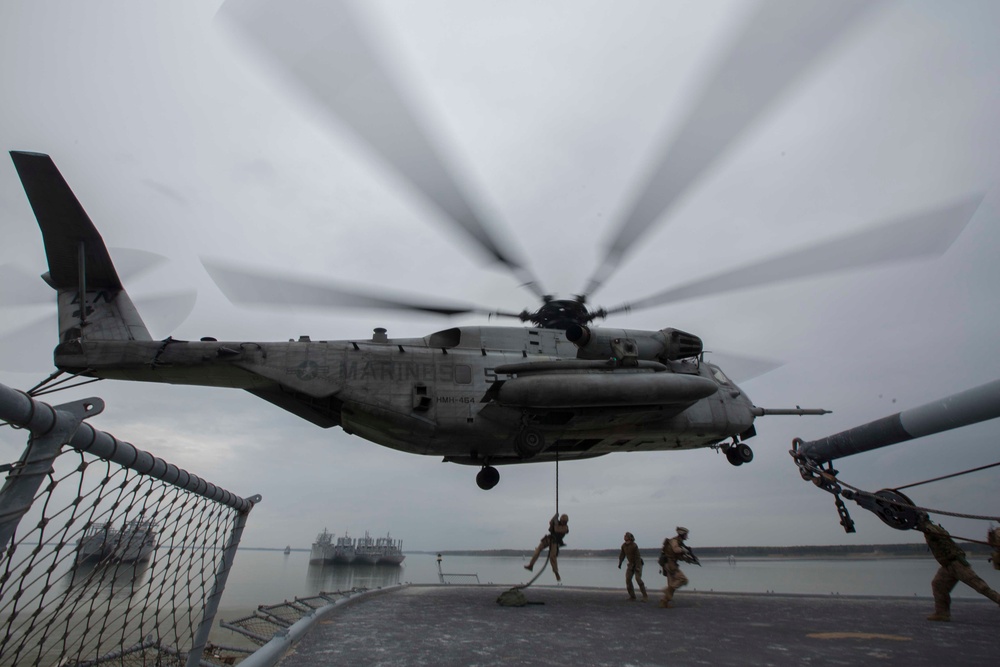 26th Marine Expeditionary Unit Force Recon Detachment VBSS Training Exercise