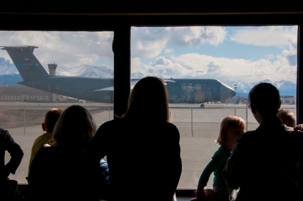 Alaska Air Guardsmen return from deployment to Africa