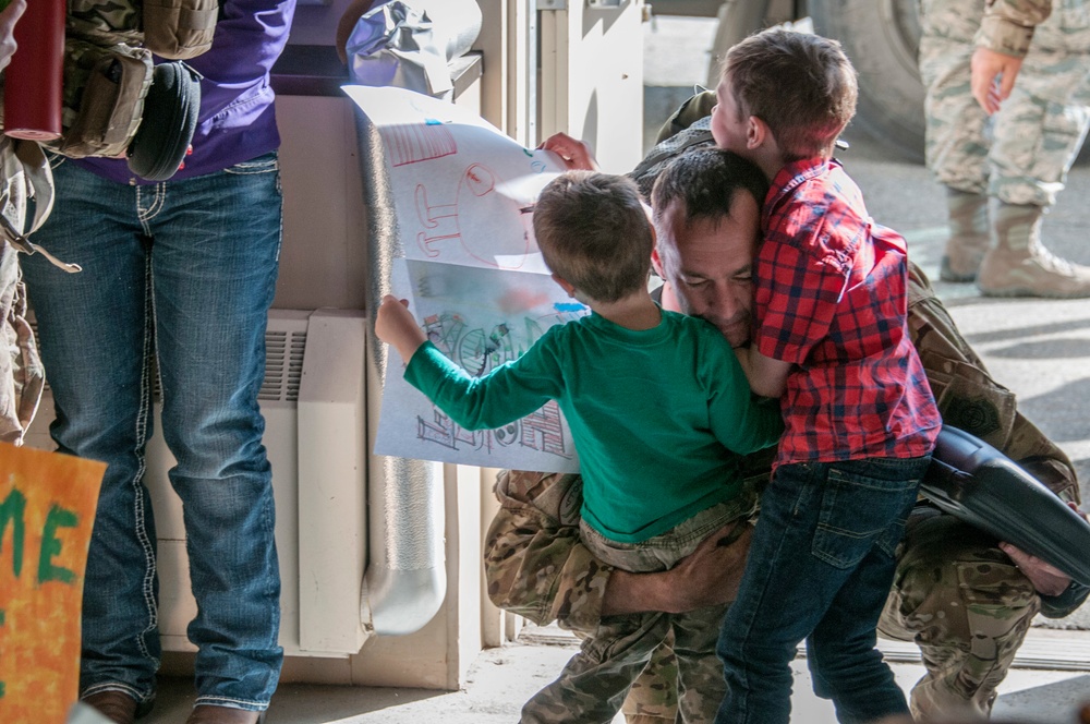 Alaska Air Guardsmen return from deployment to Africa