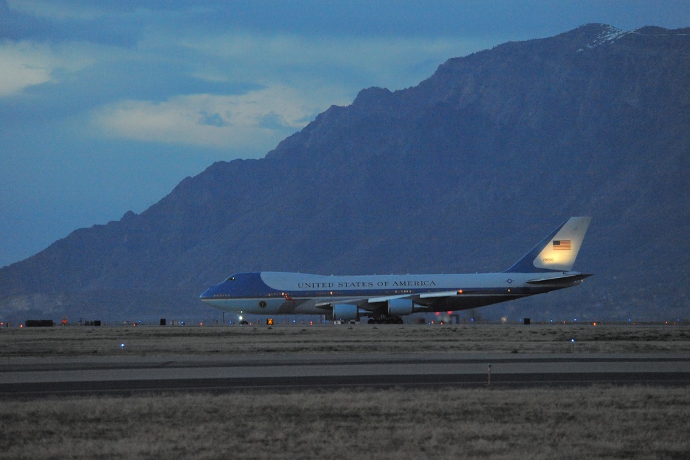 President of the United States arrives at Hill AFB, Utah